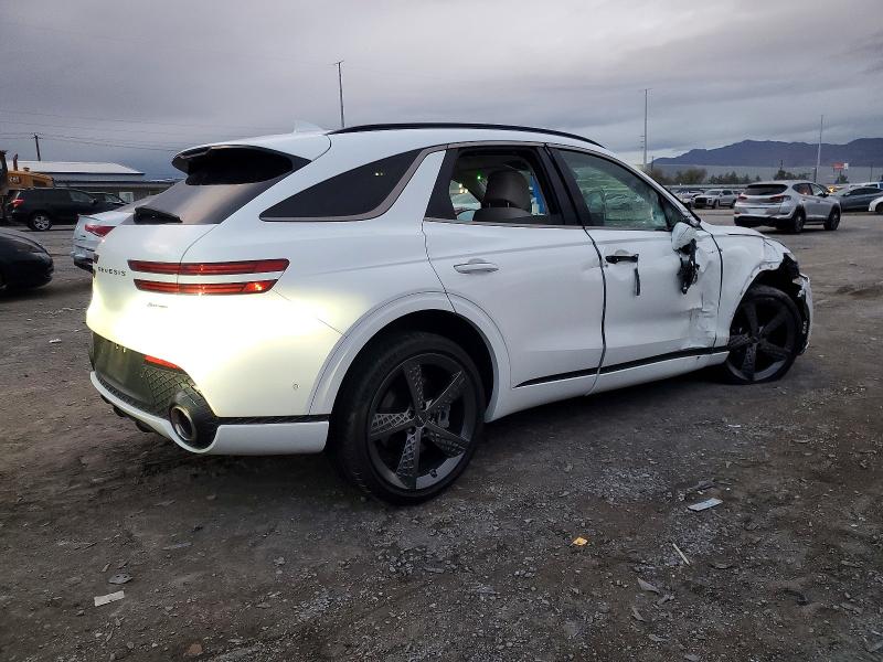 Photo 3 from auction – 2022 GENESIS GV70 with VIN KMUMCDTC2NU042592