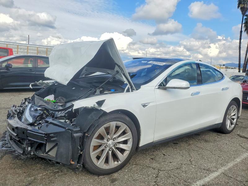 TESLA MODEL S 2016 with VIN 5YJSA1E28GF134921 - Photo from auction