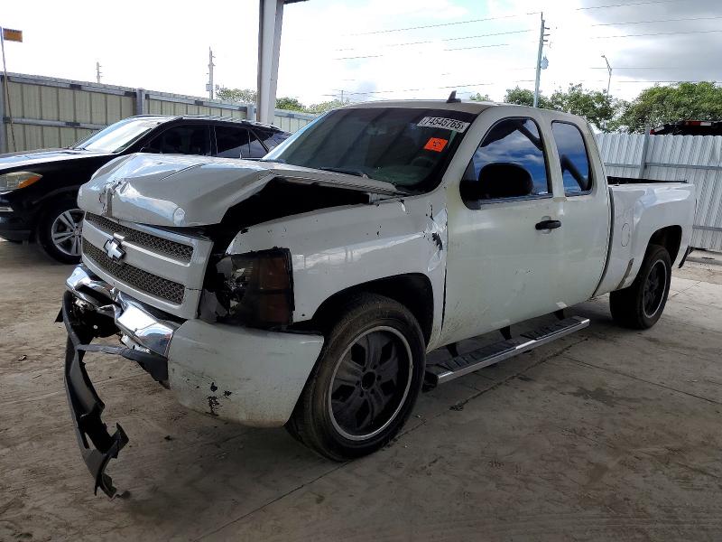 CHEVROLET SILVERADO 2008 with VIN 1GCEC19C08Z275570 - Photo from auction