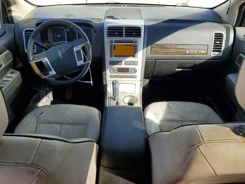Photo 8 from auction – 2010 LINCOLN MKX with VIN 2LMDJ8JC9ABJ07215