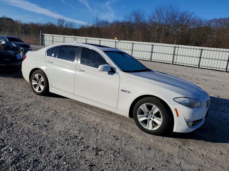 Photo 4 from auction – 2013 BMW 528 with VIN WBAXG5C50DD233676