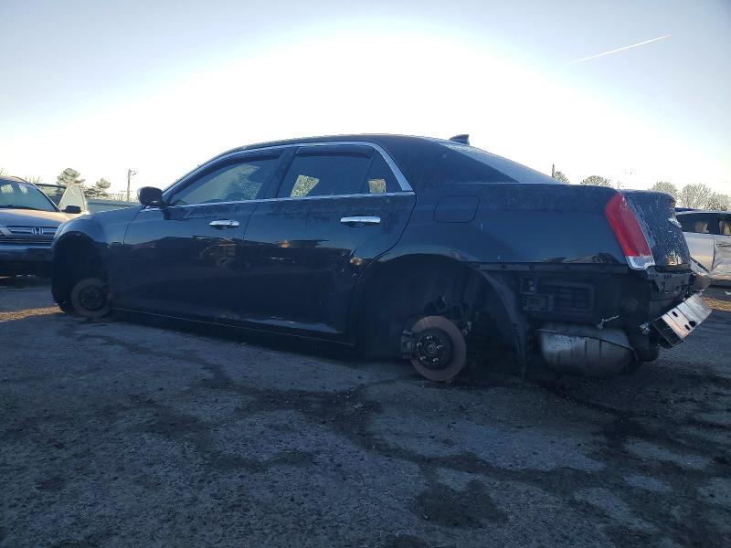 Photo 2 from auction – 2019 CHRYSLER 300 with VIN 2C3CCAEG0KH528558