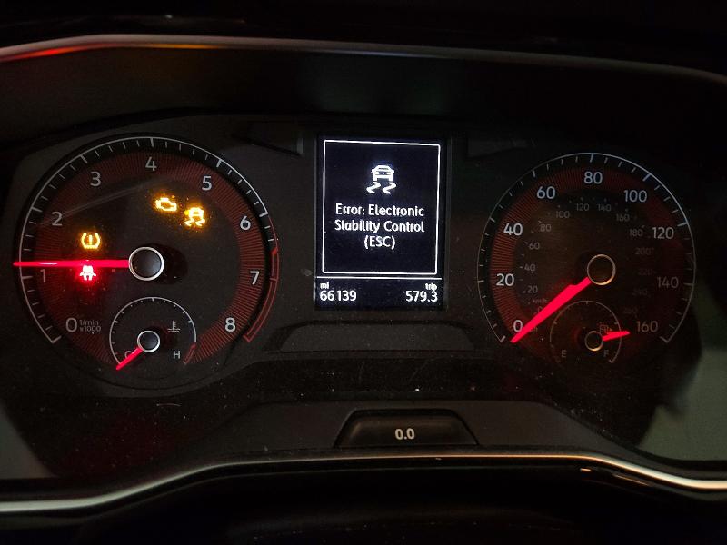 Photo 9 from auction – 2021 VOLKSWAGEN JETTA with VIN 3VWC57BUXMM058947