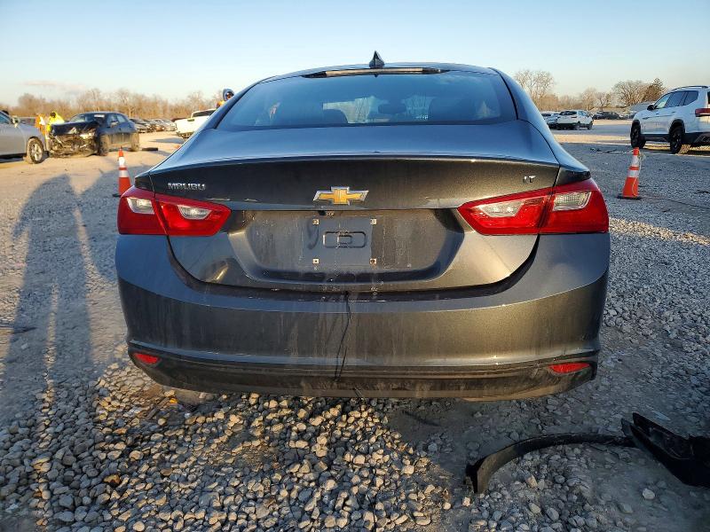 Photo 6 from auction – 2016 CHEVROLET MALIBU LT with VIN 1G1ZE5ST7GF220359