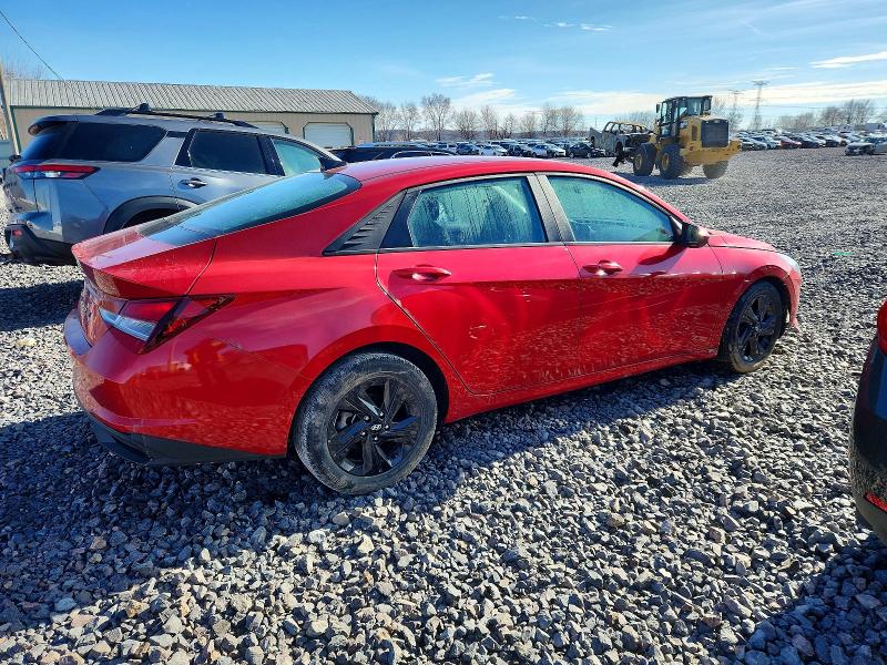 Photo 3 from auction – 2023 HYUNDAI ELANTRA with VIN 5NPLM4AG4PH112883