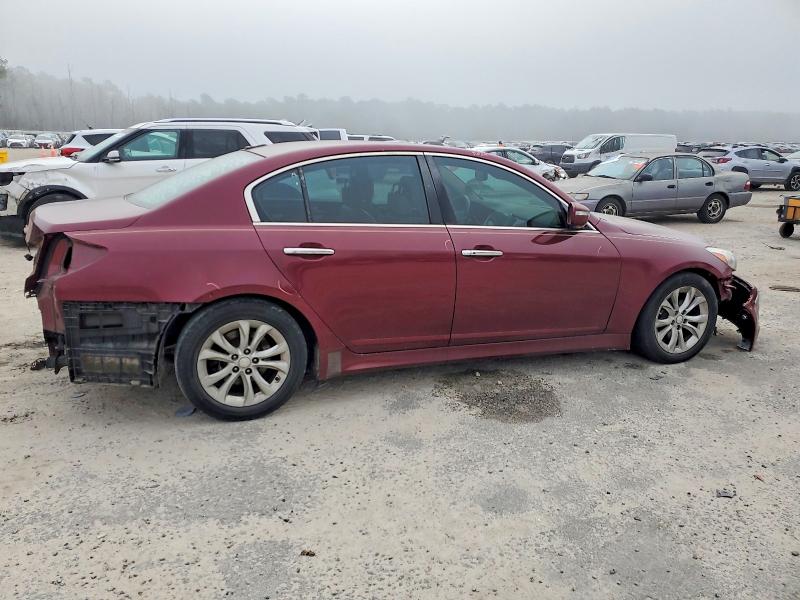 Photo 3 from auction – 2012 HYUNDAI GENESIS 3. with VIN KMHGC4DDXCU177139