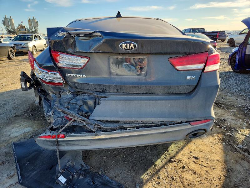 Photo 6 from auction – 2016 KIA OPTIMA EX with VIN 5XXGU4L38GG087977