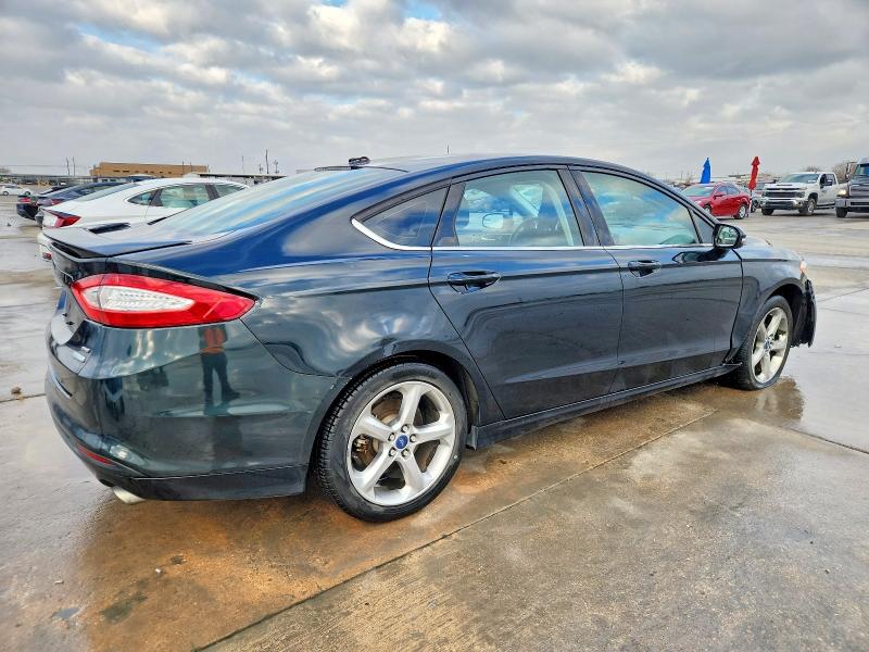 Photo 3 from auction – 2014 FORD FUSION SE with VIN 3FA6P0HD4ER110804