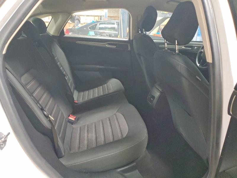 Photo 10 from auction – 2020 FORD FUSION with VIN 3FA6P0H71LR182051