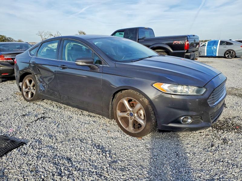 Photo 4 from auction – 2015 FORD FUSION SE with VIN 3FA6P0H71FR219930