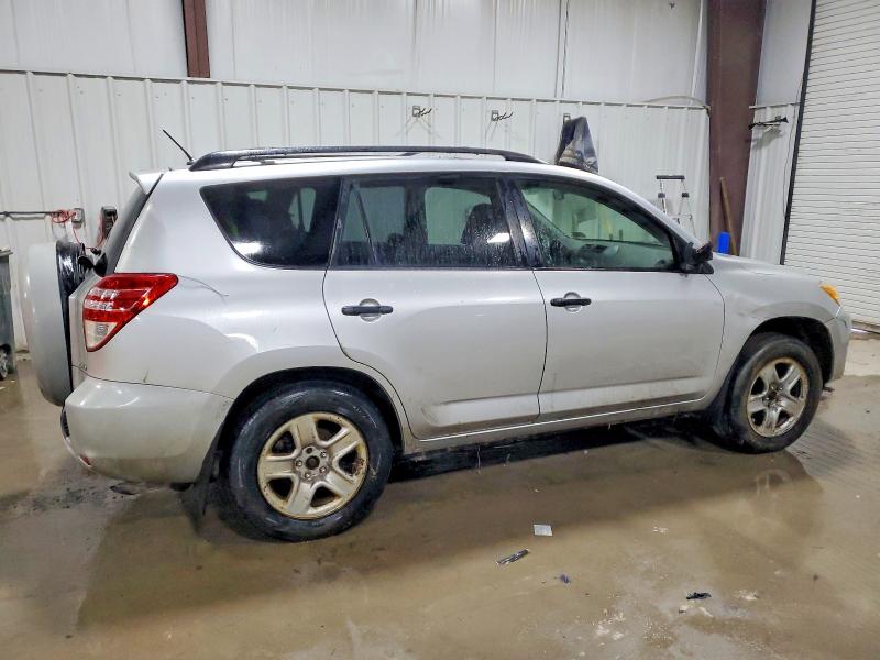 Photo 3 from auction – 2010 TOYOTA RAV4 with VIN JTMBF4DV2AD036903
