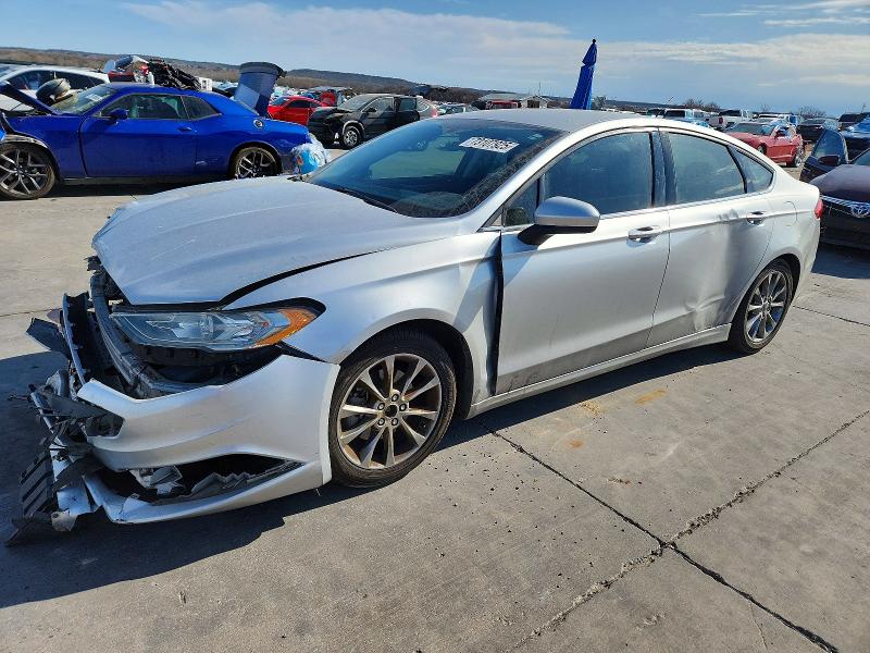 FORD FUSION SE 2017 with VIN 3FA6P0HD4HR366848 - Photo from auction