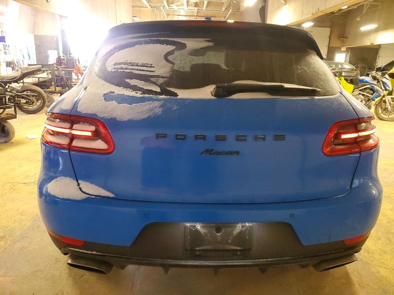 Photo 6 from auction – 2018 PORSCHE MACAN with VIN WP1AA2A57JLB07505