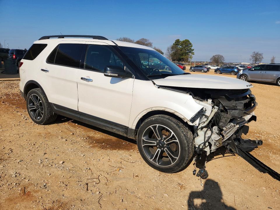 Photo 4 from auction – 2014 FORD EXPLORER with VIN 1FM5K8GT9EGC33903