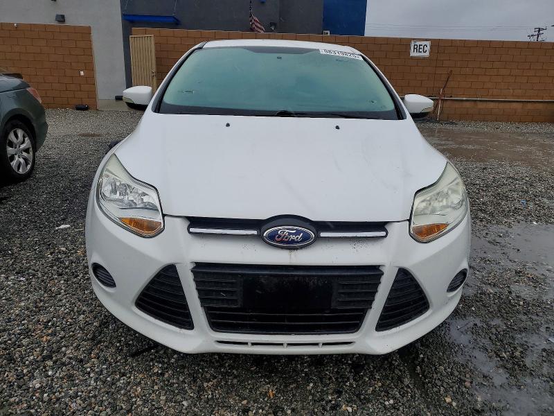 Photo 5 from auction – 2014 FORD FOCUS SE with VIN 1FADP3K2XEL131798