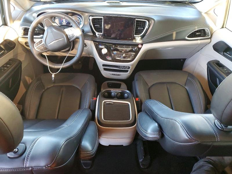 Photo 8 from auction – 2024 CHRYSLER PACIFICA H with VIN 2C4RC1S7XRR150148