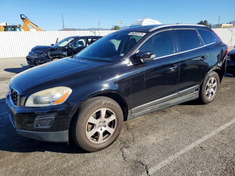 VOLVO XC60 2011 with VIN YV4940DL9B2218555 - Photo from auction