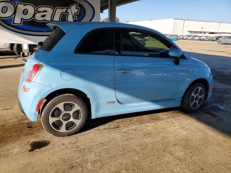 Photo 3 from auction – 2017 FIAT 500 ELECTR with VIN 3C3CFFGE4HT594188