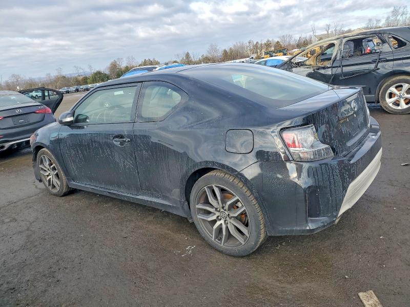 Photo 2 from auction – 2015 TOYOTA SCION TC with VIN JTKJF5C7XF3092310