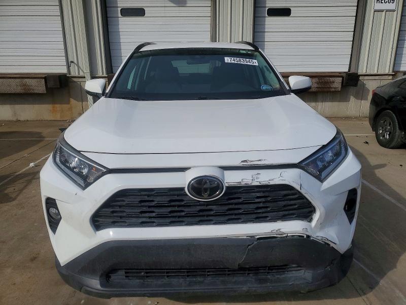 Photo 5 from auction – 2021 TOYOTA RAV4 with VIN 2T3W1RFV9MW151029