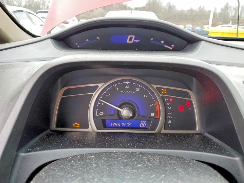 Photo 9 from auction – 2010 HONDA CIVIC with VIN 19XFA1F86AE008140