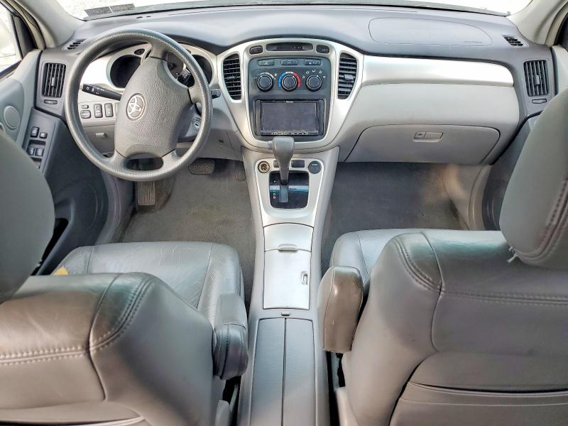 Photo 8 from auction – 2006 TOYOTA HIGHLANDER with VIN JTEEW21A460004967