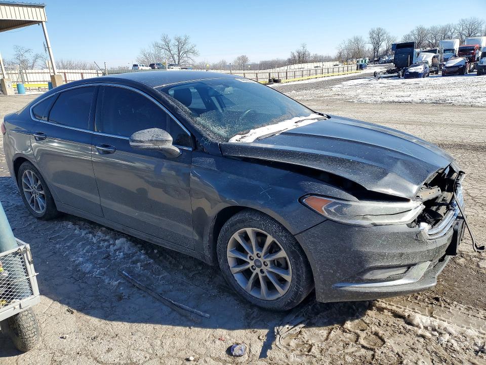 صورة رقم 4 من المزاد - 2017 FORD FUSION مع VIN 3FA6P0HD8HR353780