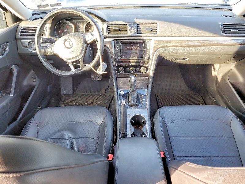 Photo 8 from auction – 2017 VOLKSWAGEN PASSAT with VIN 1VWBT7A34HC019675