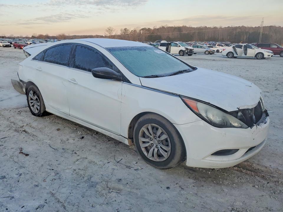 Photo 4 from auction – 2011 HYUNDAI SONATA GLS with VIN 5NPEB4AC1BH056129