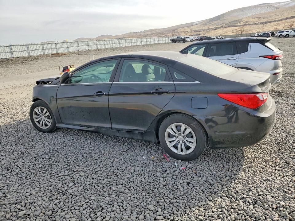 Photo 2 from auction – 2012 HYUNDAI SONATA GLS with VIN 5NPEB4AC5CH321233