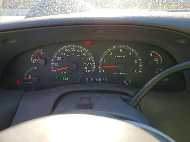 Foto 9 de la subasta – 2002 FORD F150 con VIN 1FTRX17L02NA13121