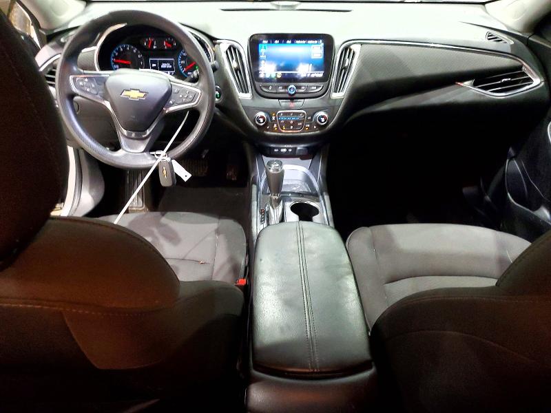 Photo 8 from auction – 2019 CHEVROLET MALIBU LT with VIN 1G1ZD5ST7KF114988