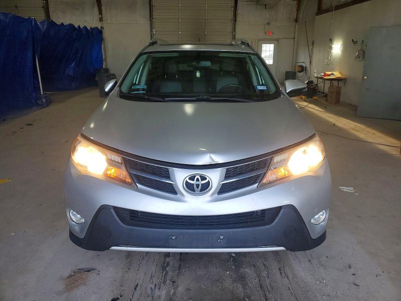 Photo 5 from auction – 2013 TOYOTA RAV4 with VIN JTMYFREV4D5013479