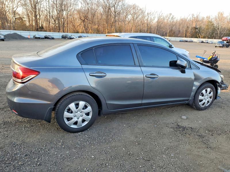 Photo 3 from auction – 2013 HONDA CIVIC with VIN 19XFB2F55DE246686