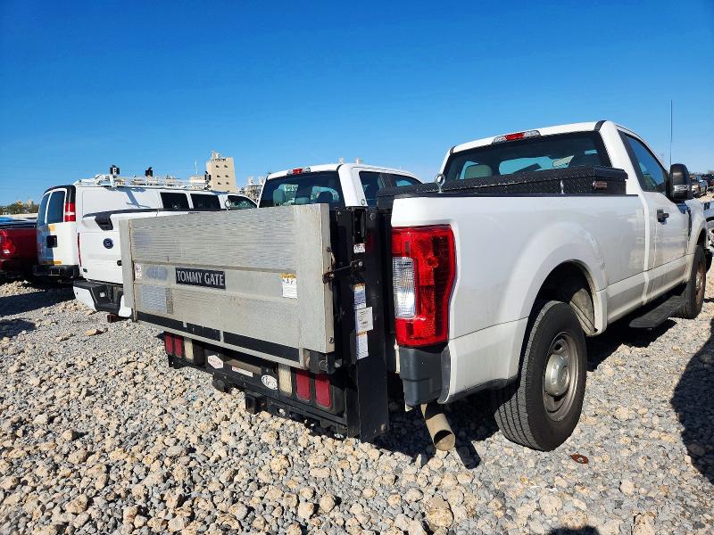 Photo 3 from auction – 2019 FORD F250 SUPER with VIN 1FTBF2A63KEF79190