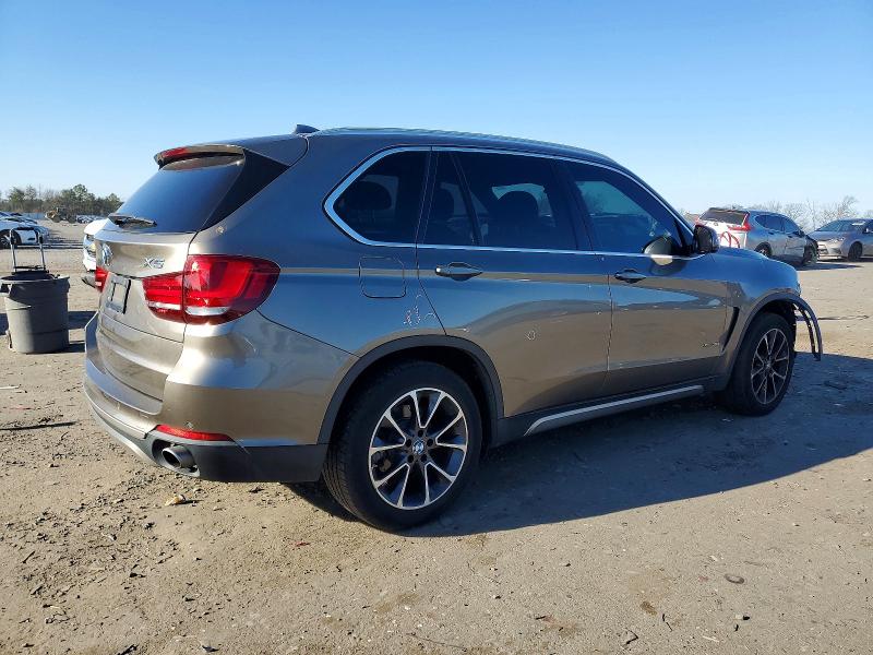 Photo 3 from auction – 2017 BMW X5 XDRIVE3 with VIN 5UXKR0C31H0V74945
