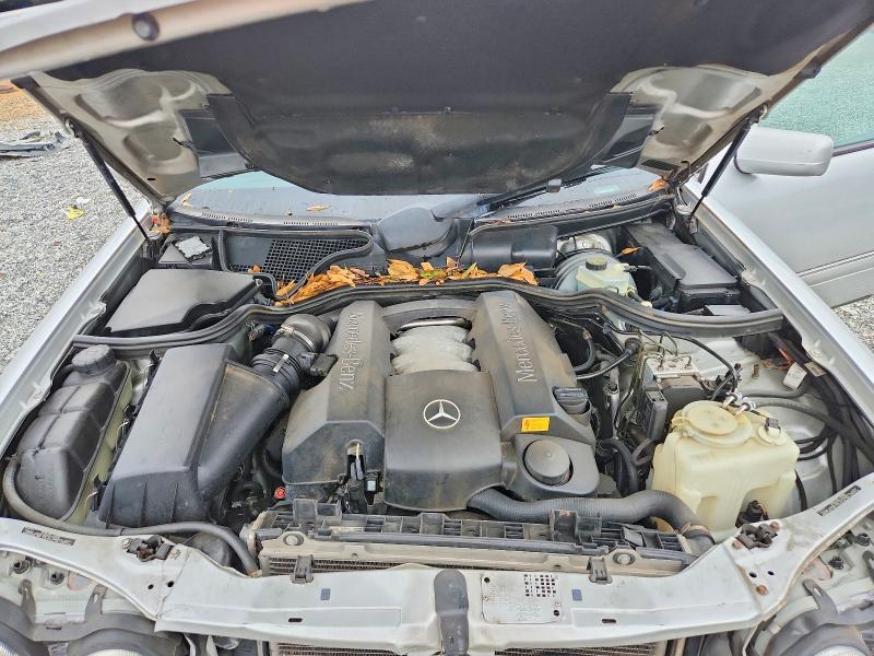 Photo 11 from auction – 1999 MERCEDES-BENZ E 320 with VIN WDBJF65H2XA888922