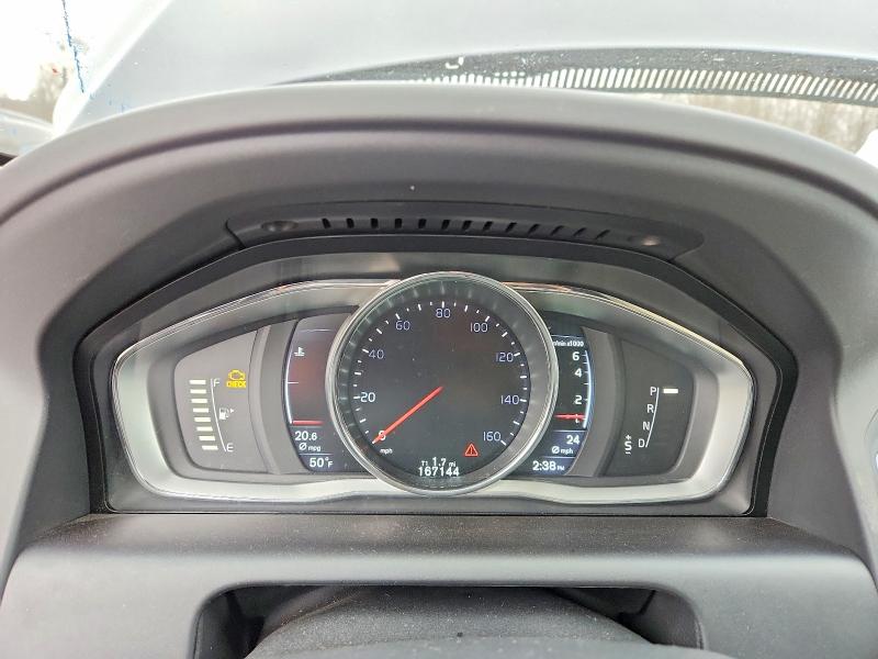Photo 9 from auction – 2016 VOLVO XC60 with VIN YV449MRK3G2889228