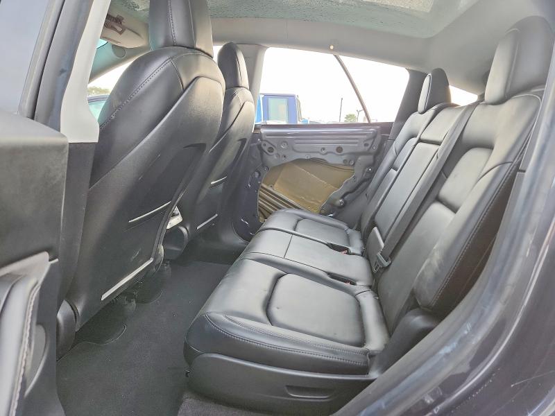 Photo 10 from auction – 2021 TESLA MODEL Y with VIN 5YJYGAEE5MF284127