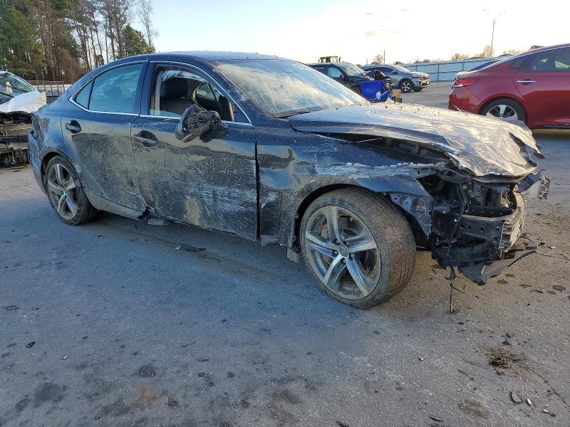 Photo 4 from auction – 2017 LEXUS IS 200T with VIN JTHBA1D20H5040809