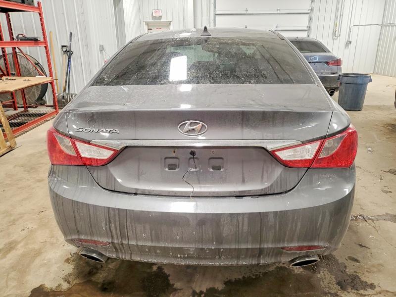 Photo 6 from auction – 2011 HYUNDAI SONATA SE with VIN 5NPEC4AC4BH116644