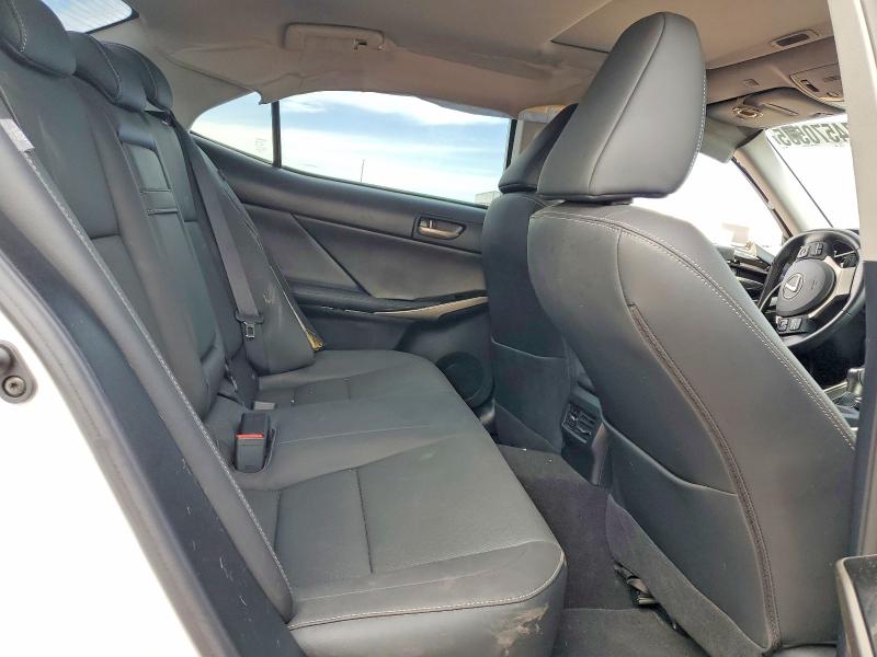 Photo 10 from auction – 2020 LEXUS IS 300 PRE with VIN JTHDA1D25L5107325