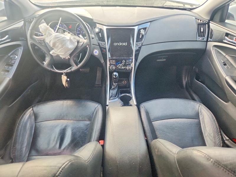 Photo 8 from auction – 2011 HYUNDAI SONATA with VIN 5NPEC4AB0BH243009