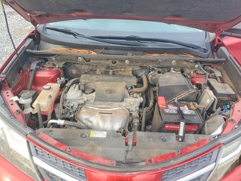 Photo 12 from auction – 2015 TOYOTA RAV4 LE with VIN JTMZFREV8FJ046614