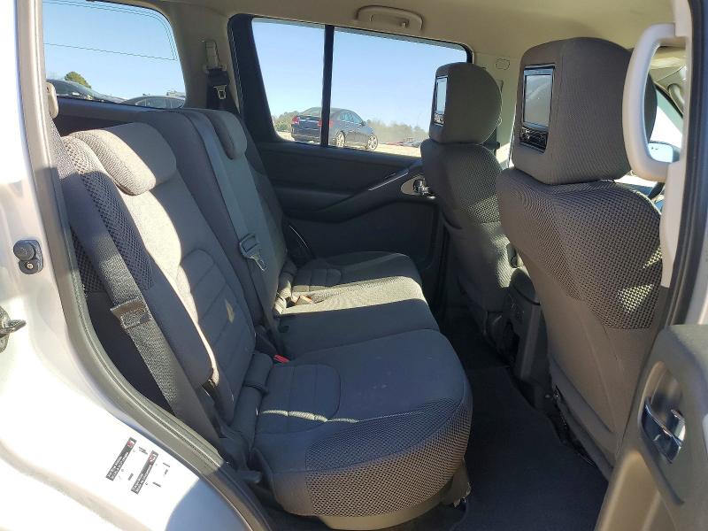 Photo 11 from auction – 2011 NISSAN PATHFINDER with VIN 5N1AR1NB7BC628189
