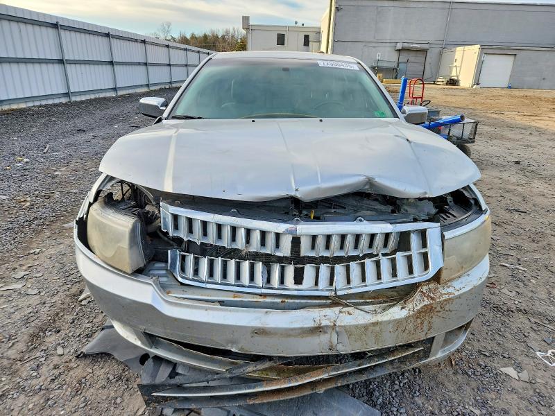 Photo 5 from auction – 2009 LINCOLN MKZ with VIN 3LNHM26T59R621862