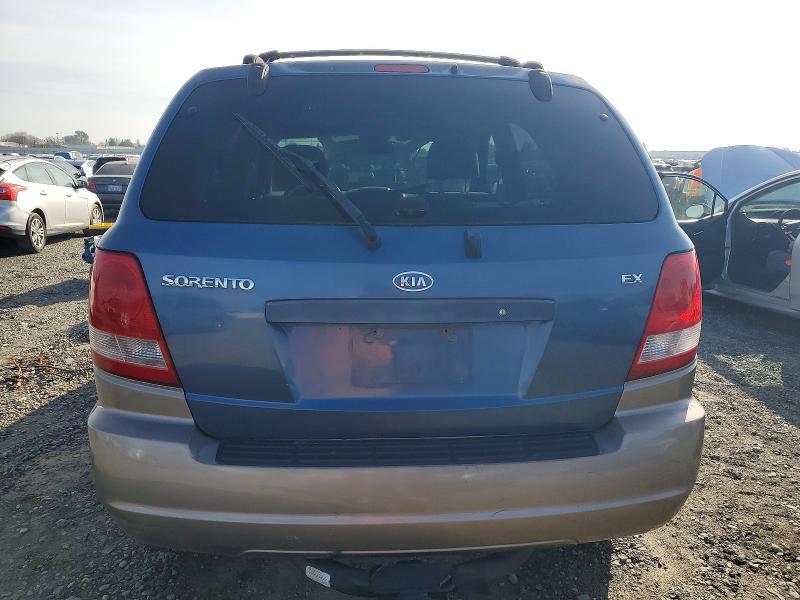 Photo 6 from auction – 2004 KIA SORENTO EX with VIN KNDJC733945281377