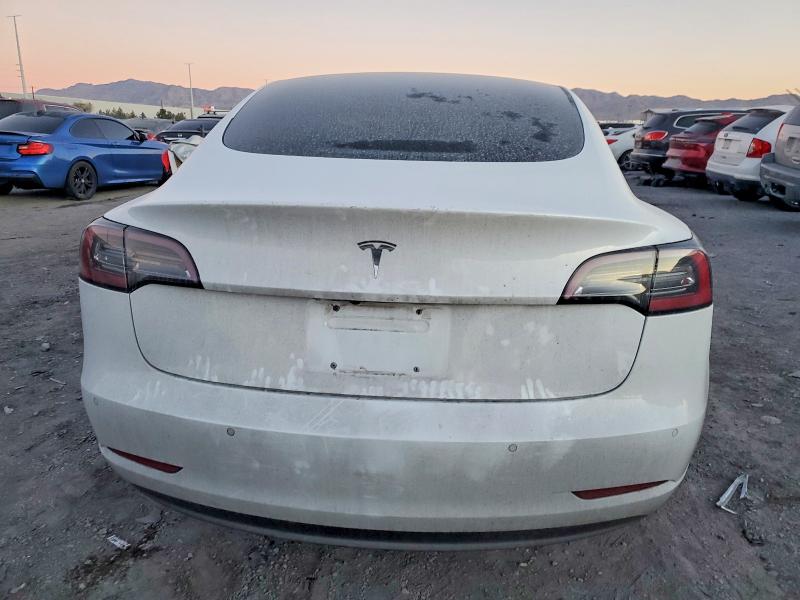 Photo 6 from auction – 2018 TESLA MODEL 3 with VIN 5YJ3E1EA4JF039005