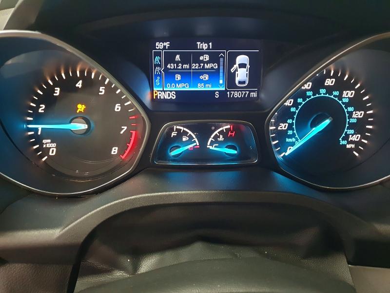 Photo 9 from auction – 2016 FORD ESCAPE SE with VIN 1FMCU9GX3GUC81685
