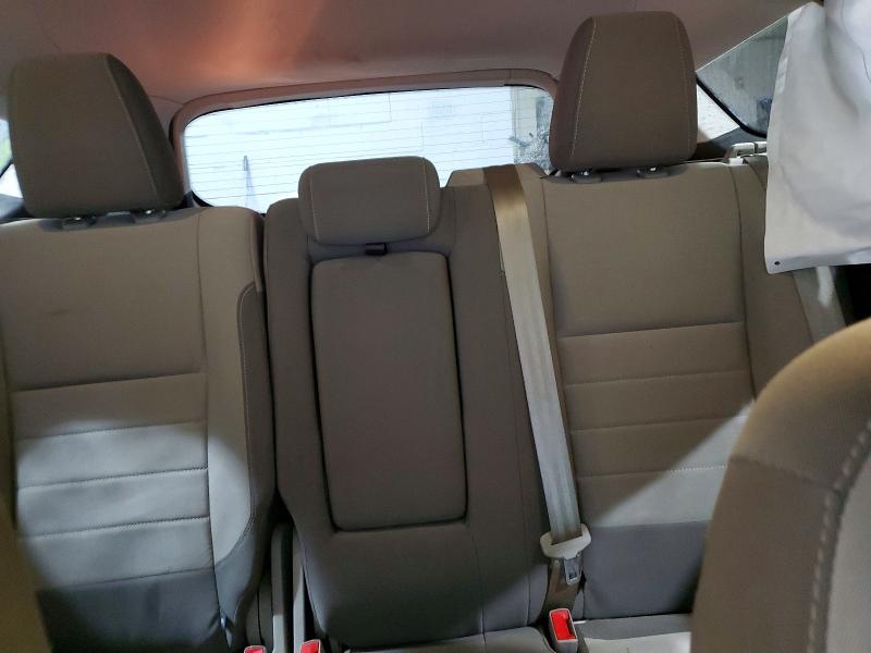 Photo 10 from auction – 2016 FORD ESCAPE SE with VIN 1FMCU9G90GUC48094